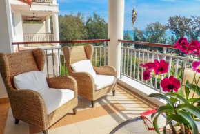 Seaview Condo Mae Phim B64